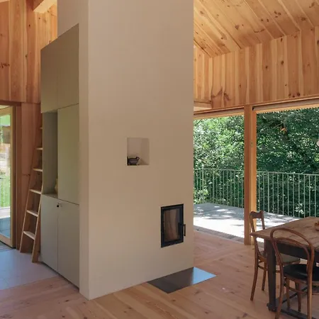 Baumhaus Buchengruen * Dobl-Zwaring