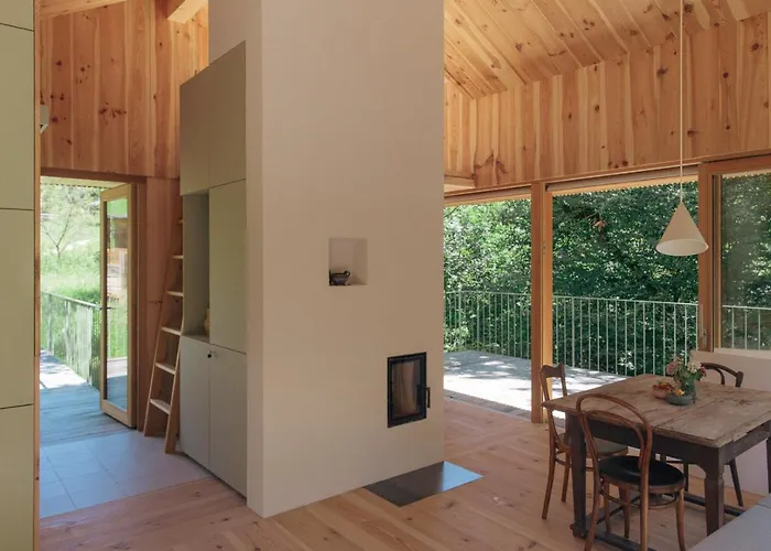 Baumhaus Buchengruen * Dobl-Zwaring